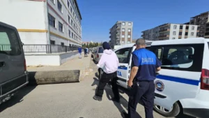 Şahinbey Zabıtası Geç Kalan Öğrenciler İçin Harekete Geçti!